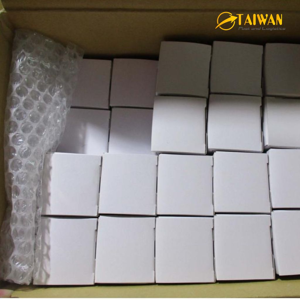 Gửi Hàng Mẫu Sang Đài Loan: Chi Phí, Thời Gian Và Lưu Ý Gửi Hàng Mẫu Sang Đài Loan: Chi Phí, Thời Gian Và Lưu Ý